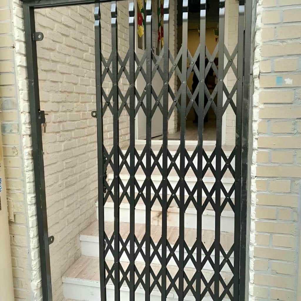 تولید حفاظ آکاردئونی کم جا راهرو مدل یک‌طرفه