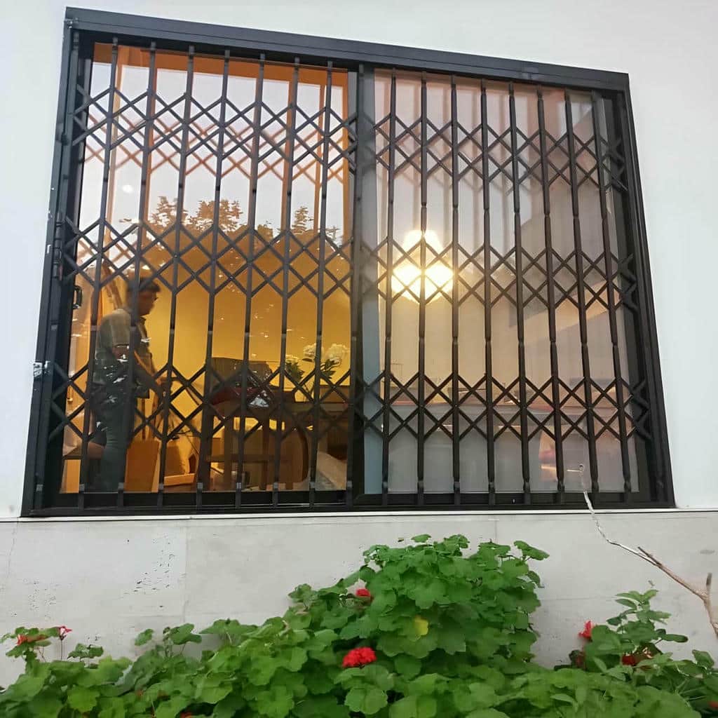 درب ریلی آکاردئونی کم جا برای انتخاب آگاهانه