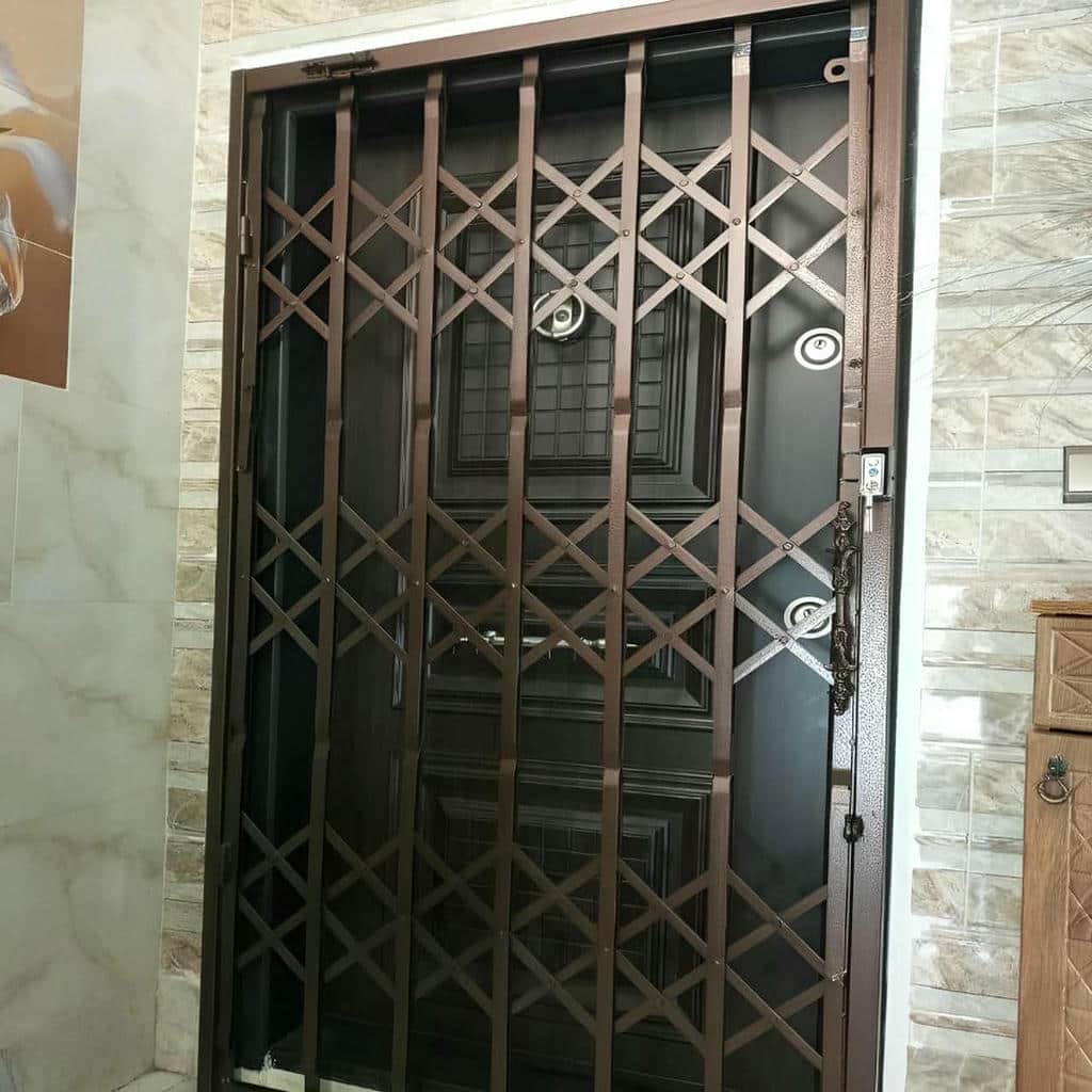 درب آکاردئونی طرح دار لوزی برای انتخاب آگاهانه