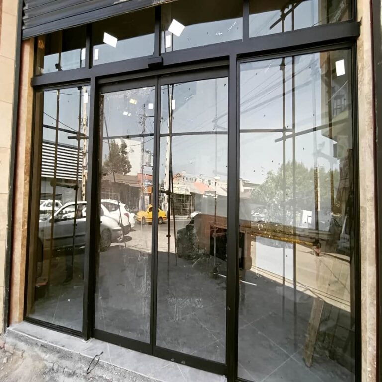 11 طرح درب اتوماتیک شیشه ای لولایی سنسوردار