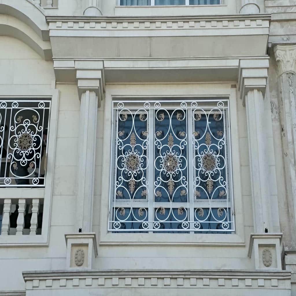 راهنمای انتخاب حفاظ پنجره شیک قاب دار