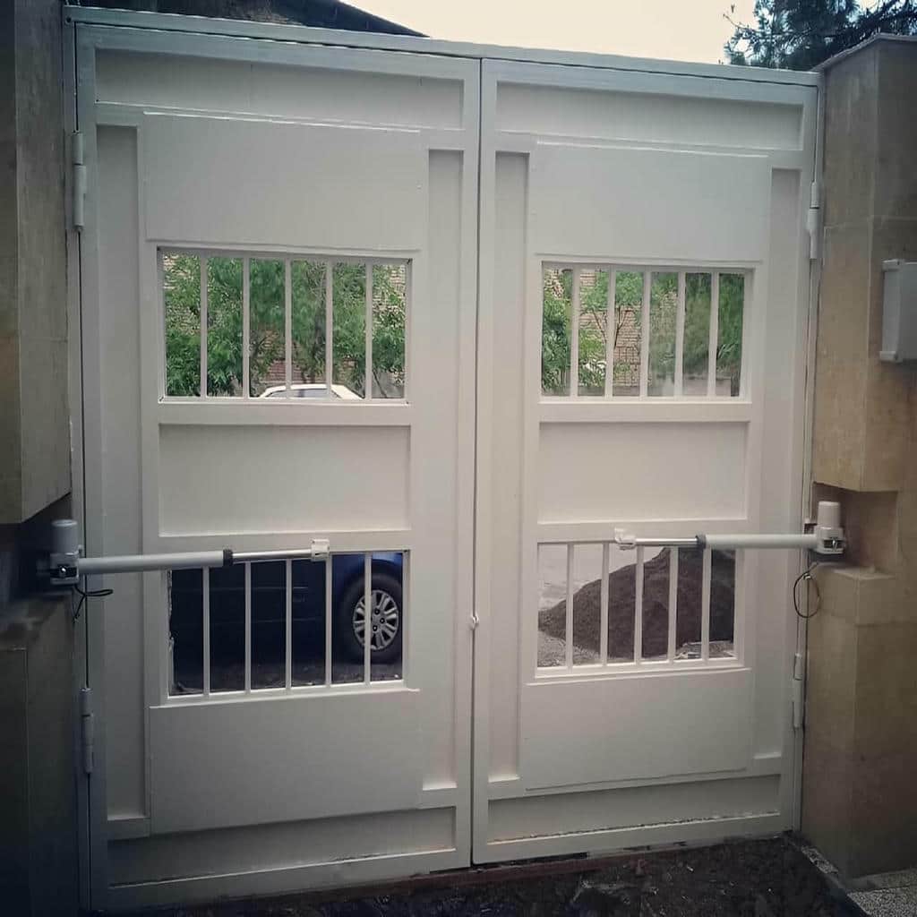 خرید درب اتوماتیک ریلی حیاط برای فضای محدود