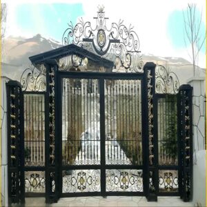 14 مدل درب آهنی کلاسیک کتیبه دار