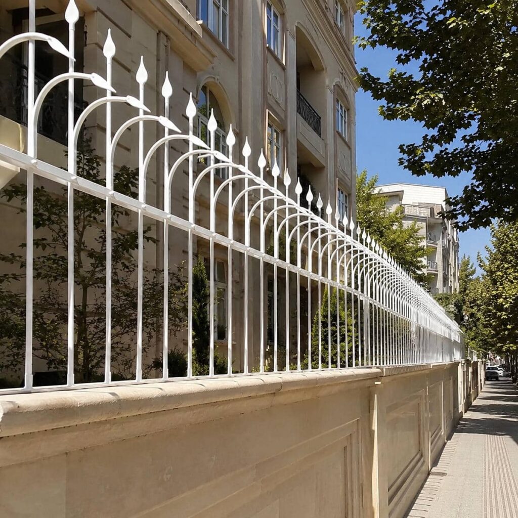 انتخاب حفاظ تک ردیفه فلزی برای دیوار