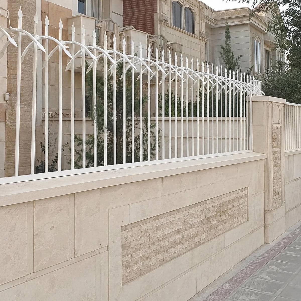 6 مدل حفاظ دیوار سیم خاردار ترکیبی