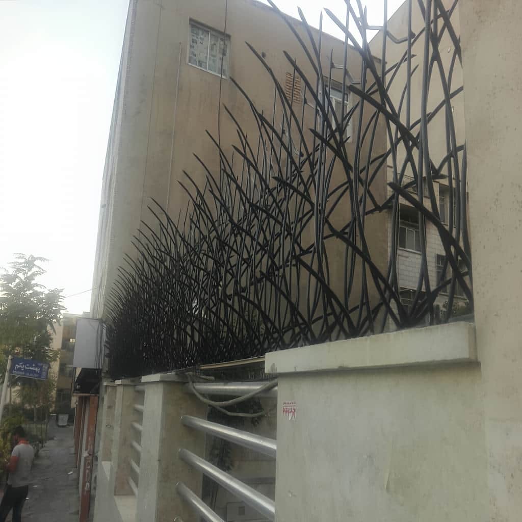 نرده حفاظ نیزار ساختمان