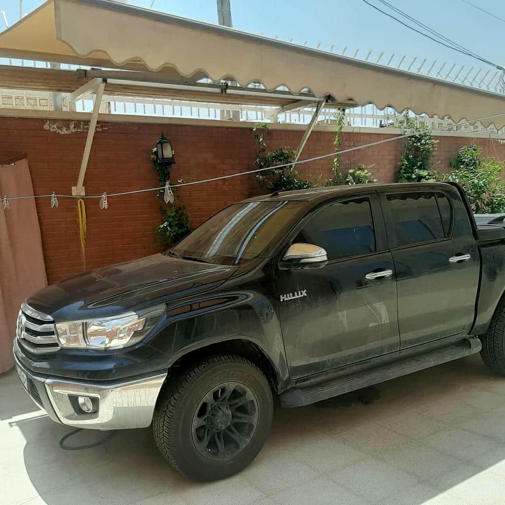 چادر برقی متحرک