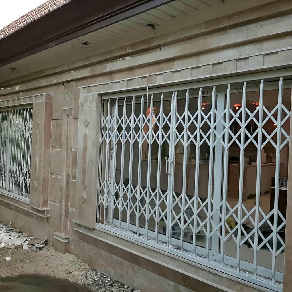 حفاظ پنجره آهنی با طراحی مقاوم خانه