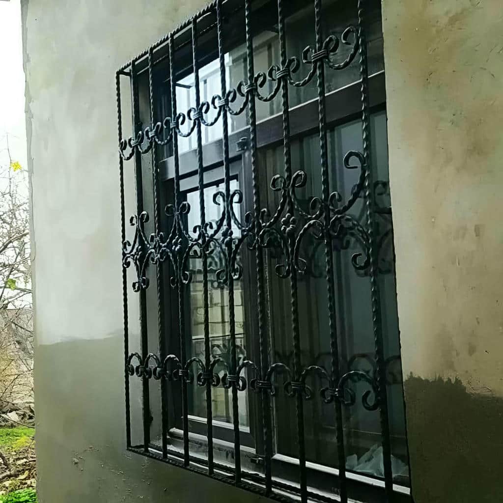 نرده پنجره آهنی ویلایی با طرح مقاوم
