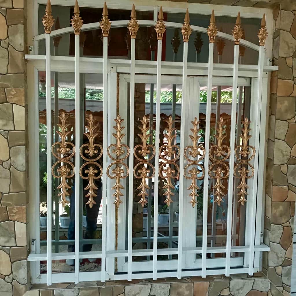 حفاظ پنجره با ابعاد سفارشی