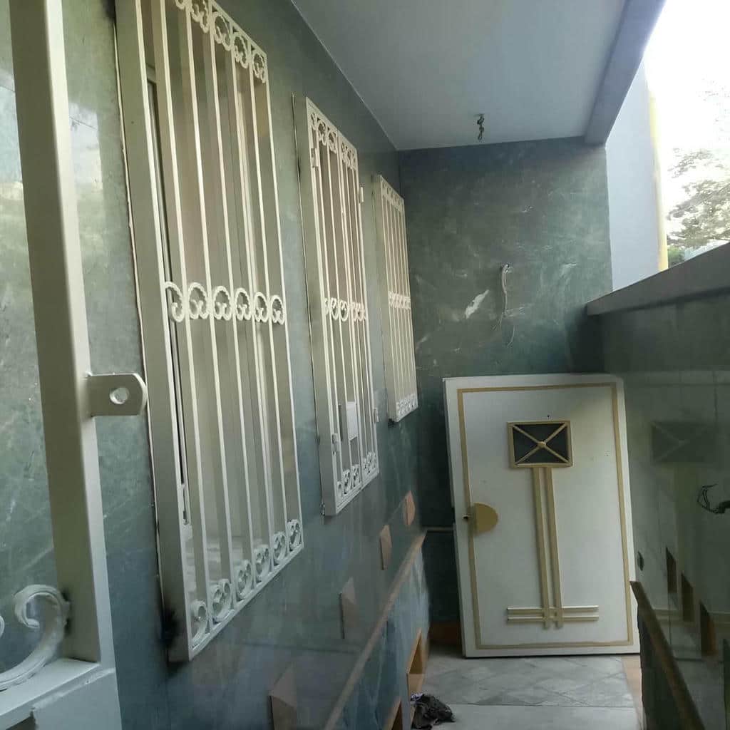 نرده پنجره سفارشی ساختمان قدیمی