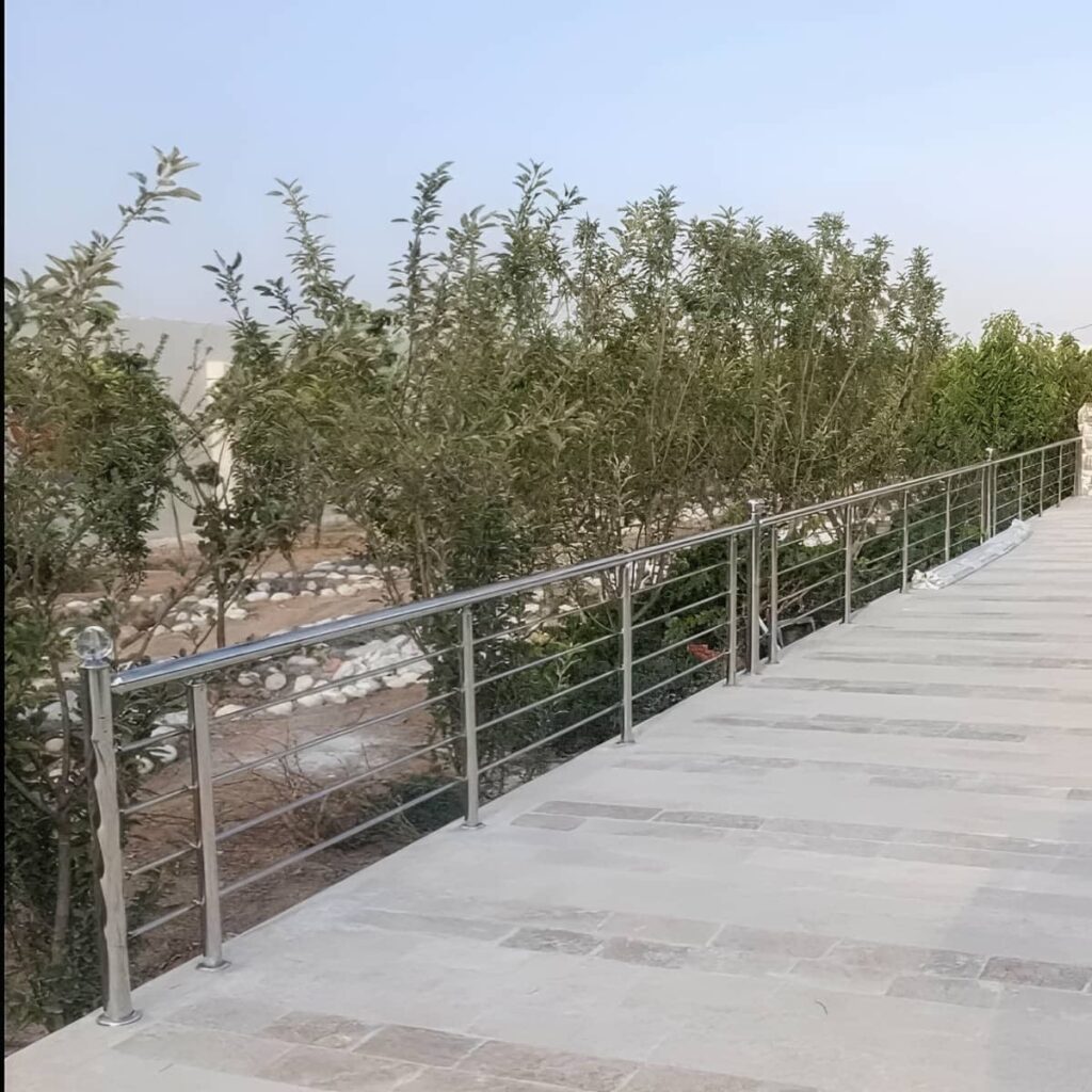 نرده پله فلزی شیک نرده پله فلزی شیک