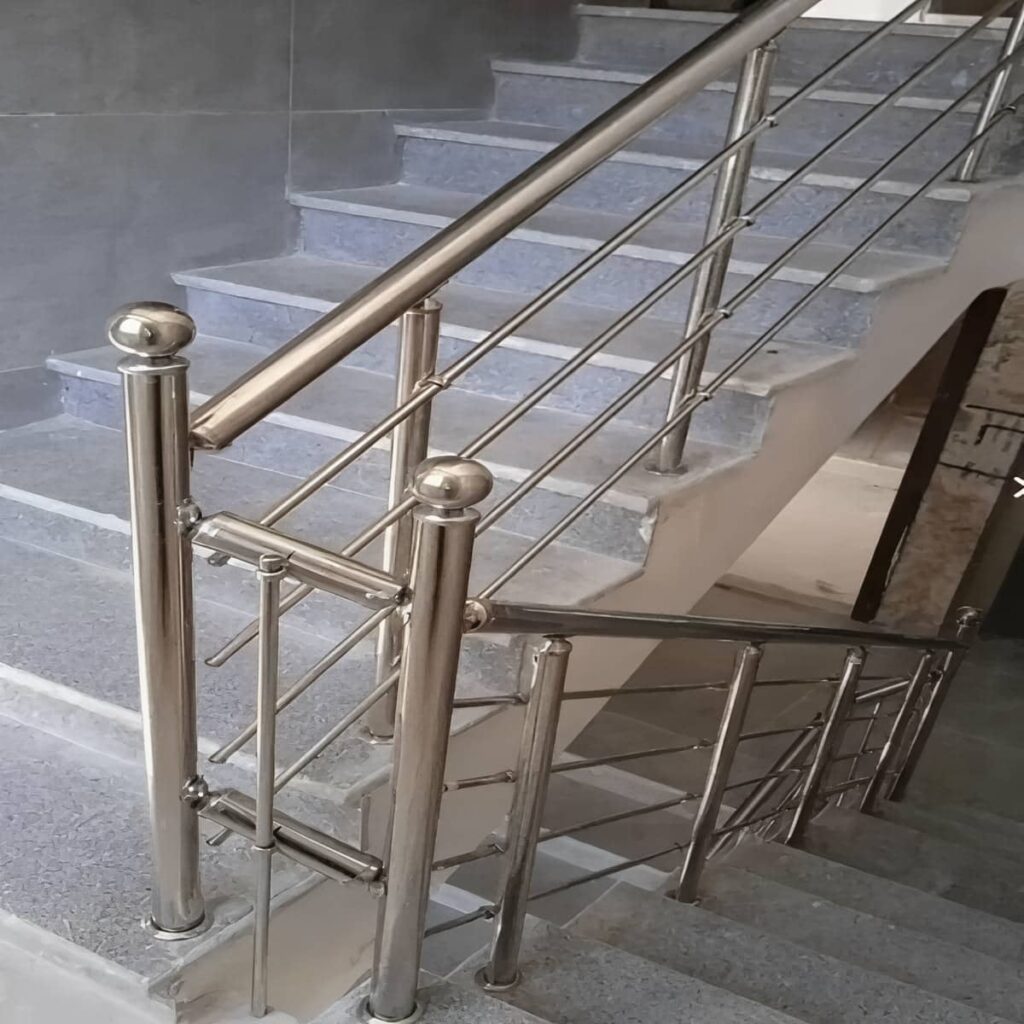 حفاظ استیل پله ساختمان