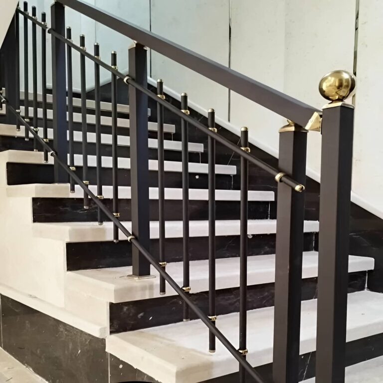 نرده استیل بالکن براق