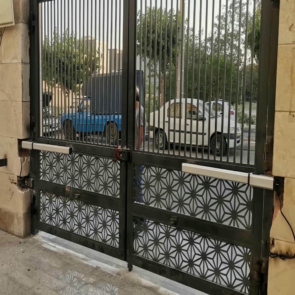 جک بازویی برای ورودی خودرو