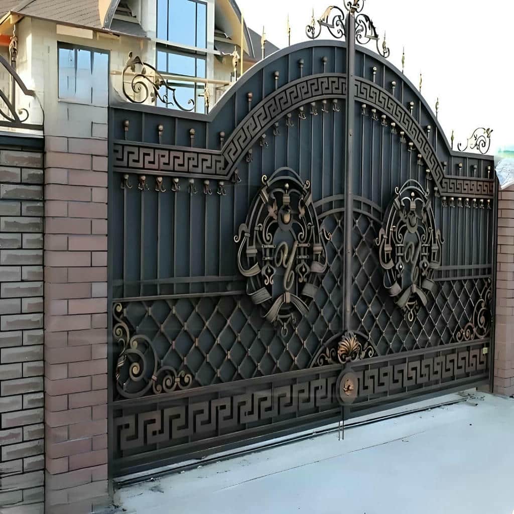 درب حیاط طراحی کلاسیک