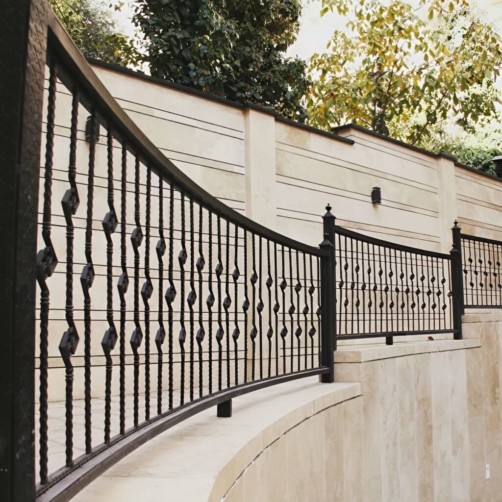 نرده تراس تزئینی
