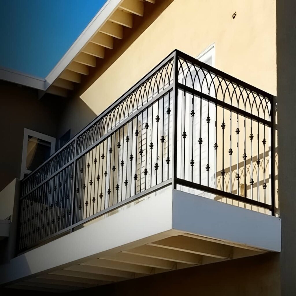 مدل نرده کلاسیک آپارتمان