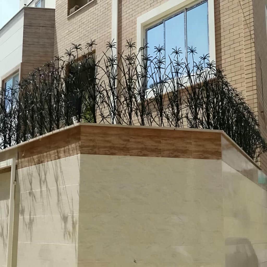 حفاظ دیوار با فرم نخل مرداب