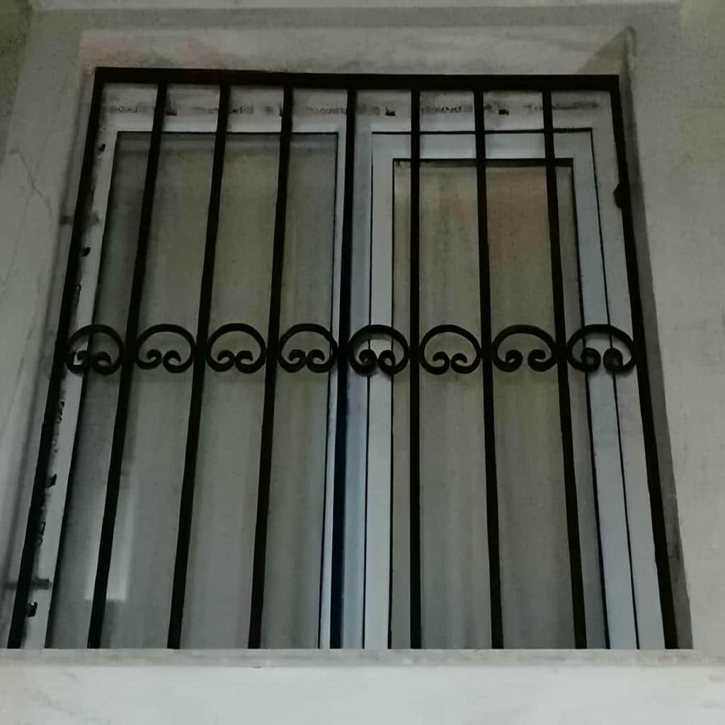 حفاظ پنجره سفید برای قاب دوجداره