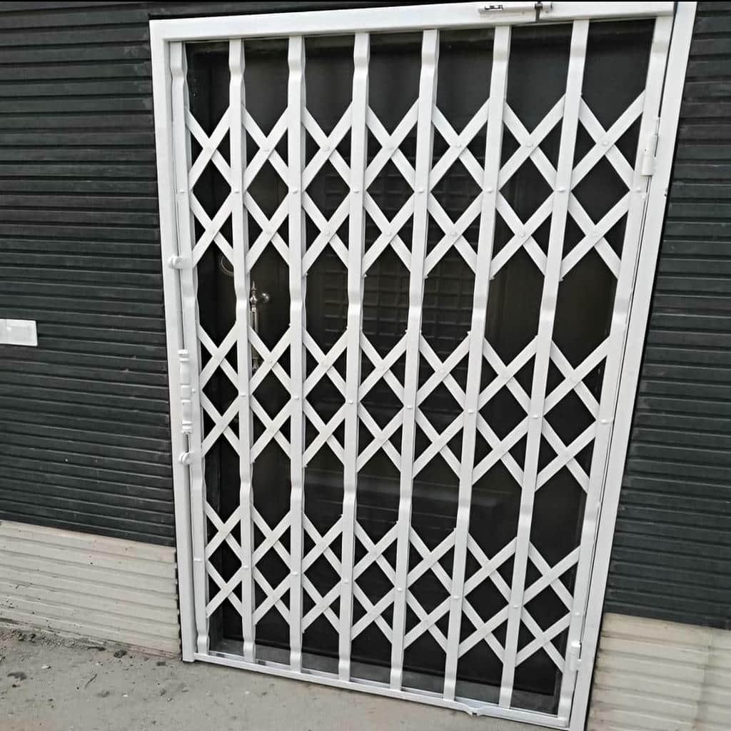 شبکه لوزی ساده برای ورودی واحد مسکونی