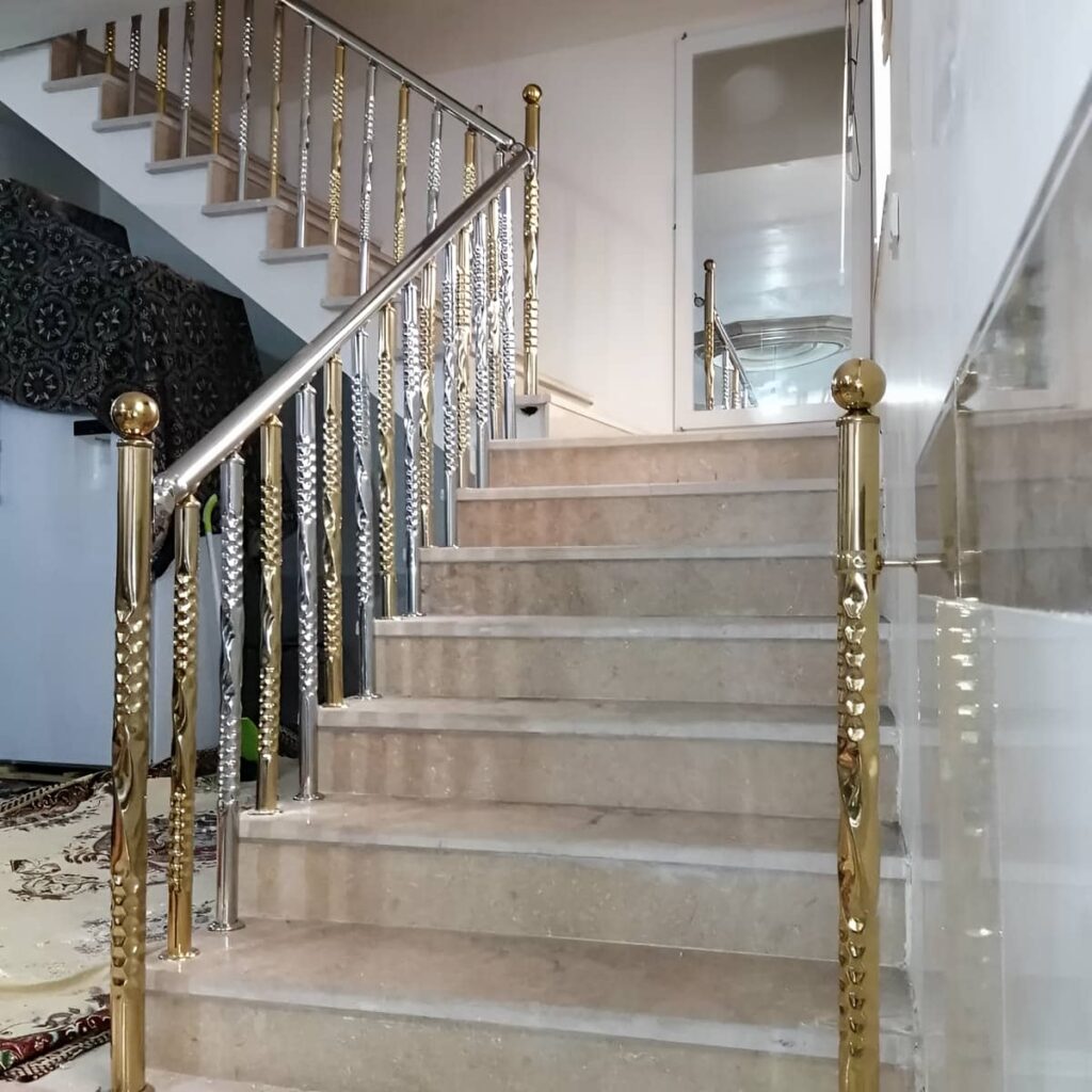 نرده راه پله استیل براق در خرم آباد