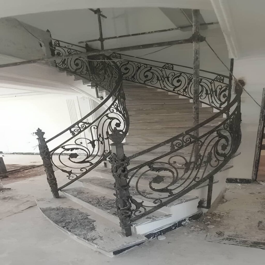 نرده راه پله ساده برای پاگرد در استان خراسان شمالی