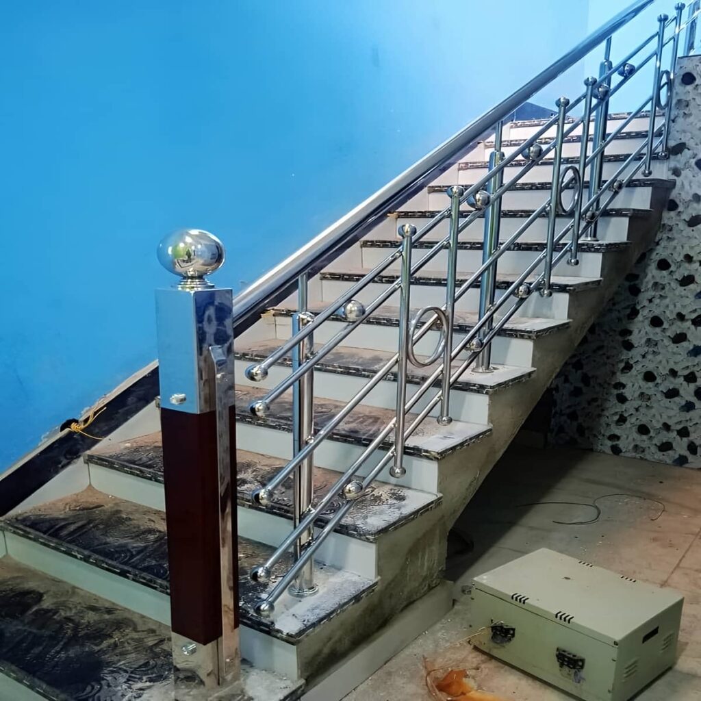 هندریل استیل مات مجاور لابی شیشه ای استان خراسان رضوی
