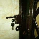 مرکز فروش و اجرای حفاظ درب آکاردئونی در قم و حومه